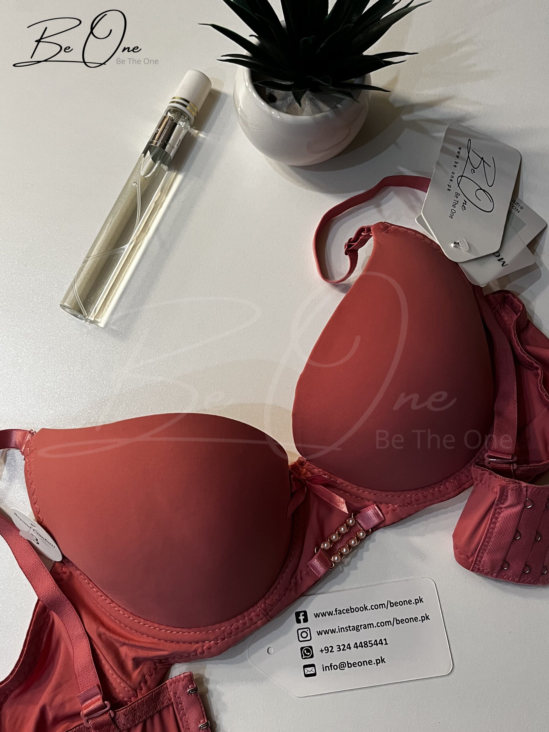 Garnet Pearl Spin Pad Bra