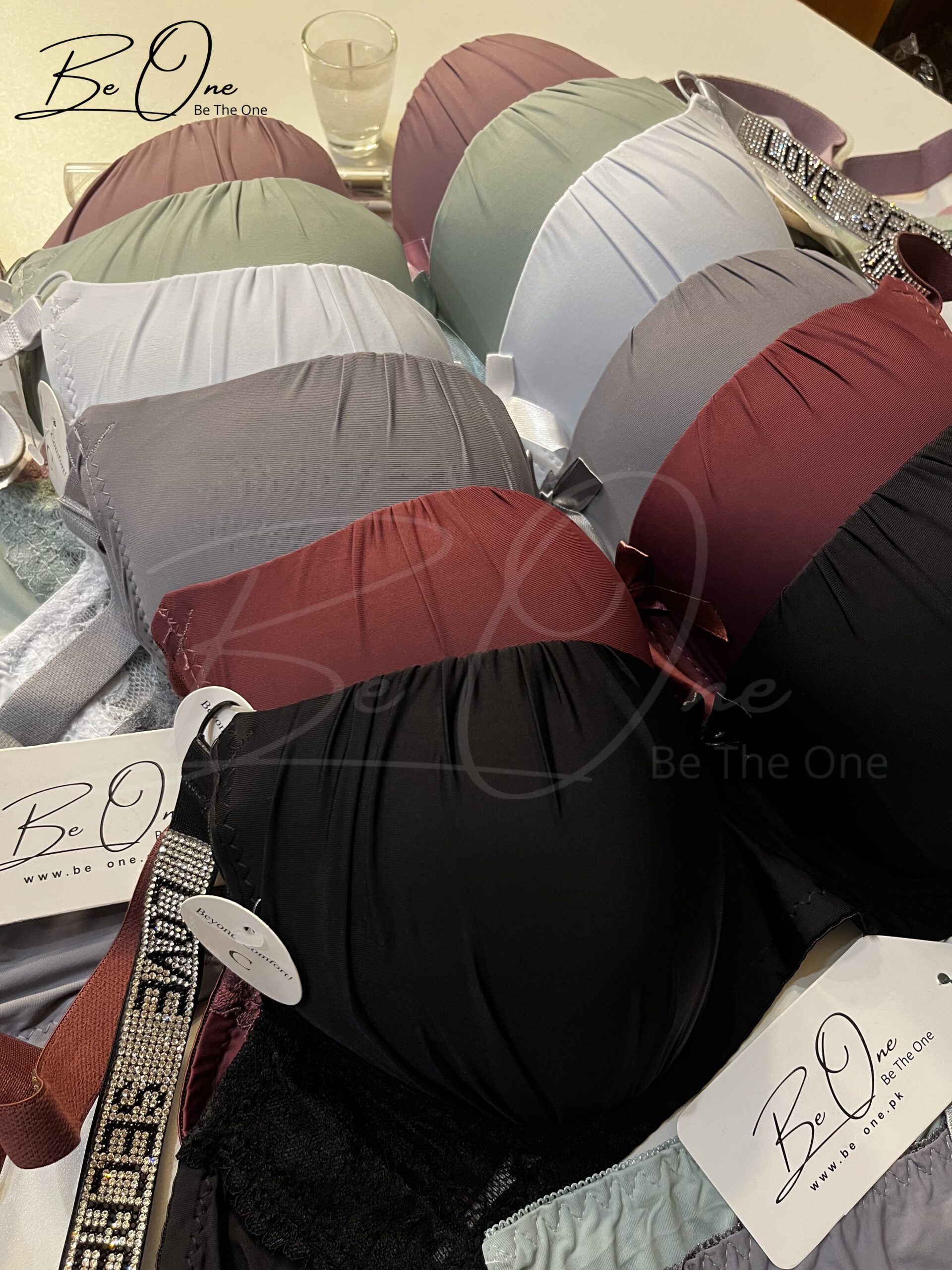 Silky Raven Charm Push Up Bra Set